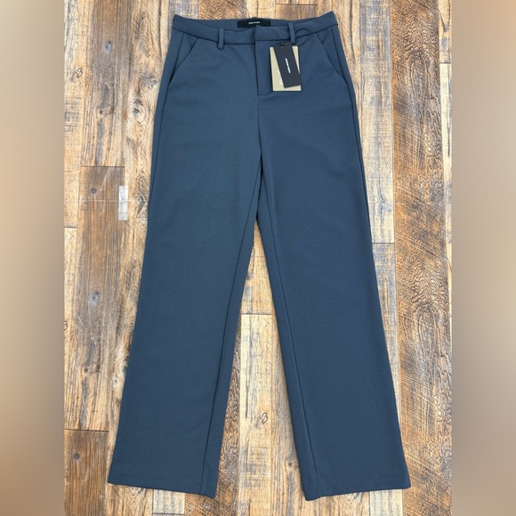 Vero Moda Pants - Vero Moda Women’s Slim Straight, Flat Front Dress Pants, Size M/30, Ombré Blue